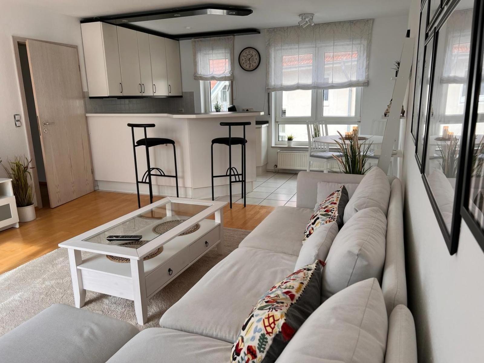 Moderne 2-Zimmer Wohnung In Rastatt Buitenkant foto